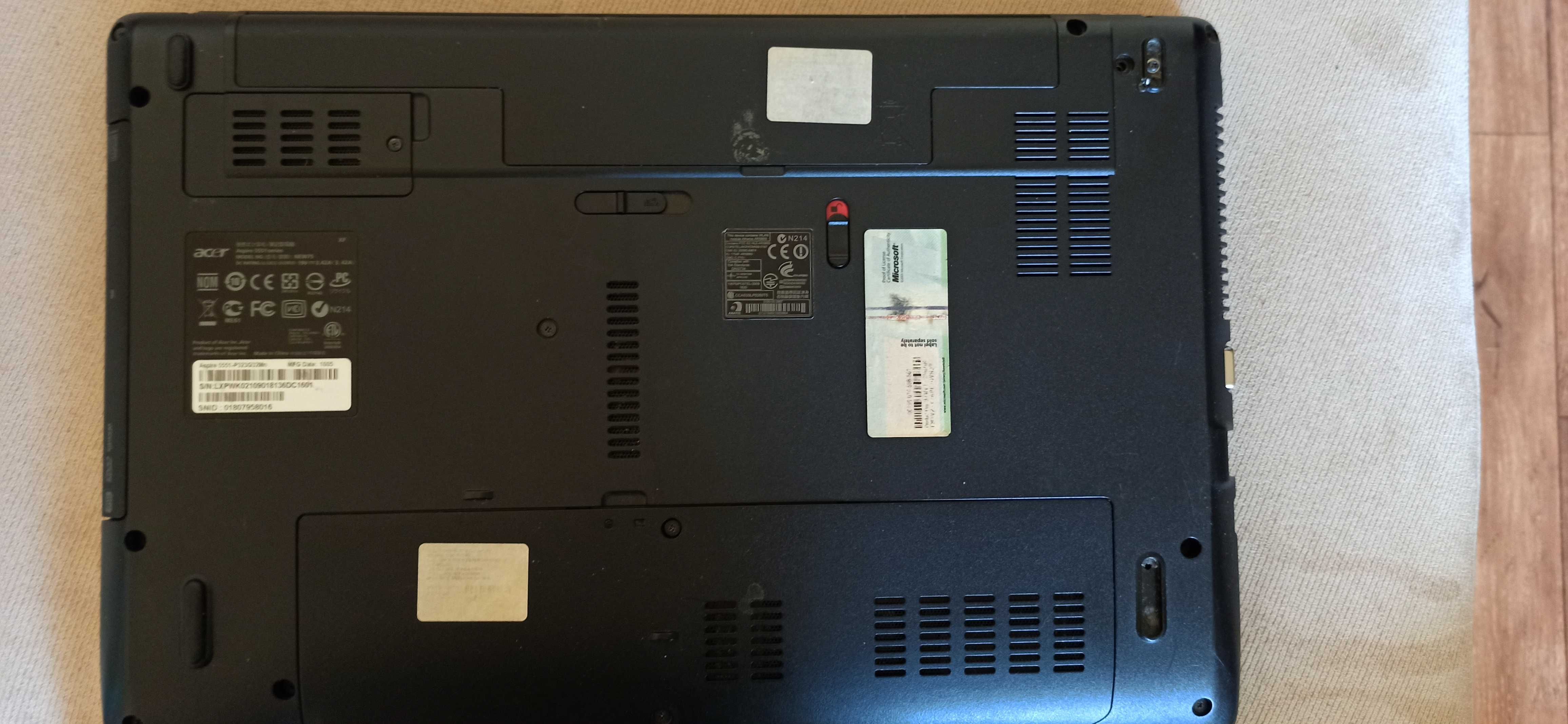 Ноутбук Acer Aspire 5551 P323G32Min на запчасти или ремонт