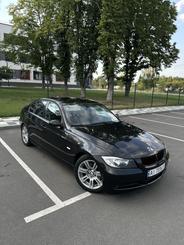 Продаю BMW e90 318