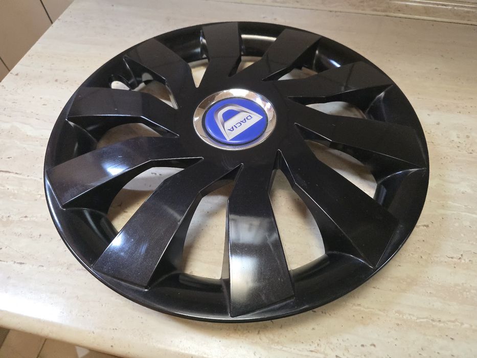 Sprzedam czarny kołpak 15" DACIA