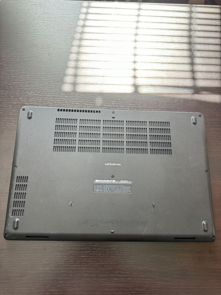 Dell latitude E5590 FHD /i5-8350U/8GB DDR4/240GB SSD/Ідеал