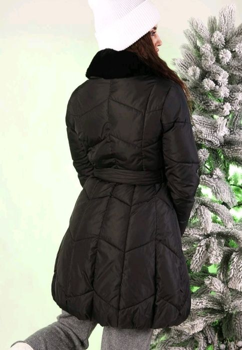 Зимняя женская курточка