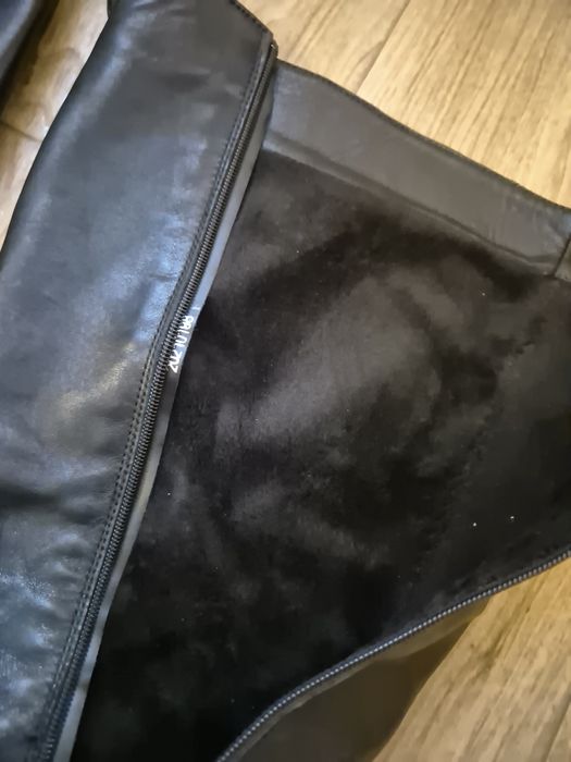 Чоботи/сапожки чорні шкіряні