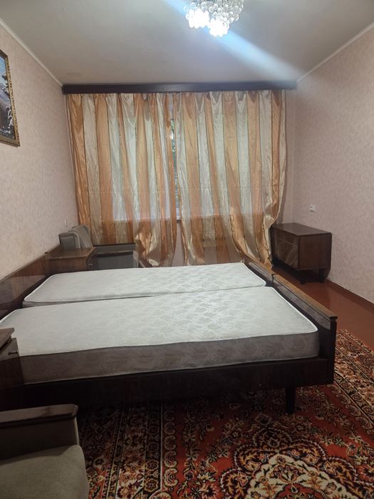 Сдам 3-комнатную квартиру на долгий срок.