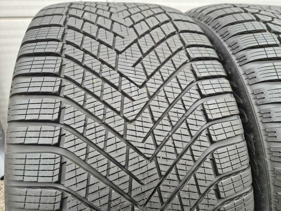 2x OPONY ZIMOWE 285/40/21 Pirelli Winter Scorpion 2 109V 7,5MM