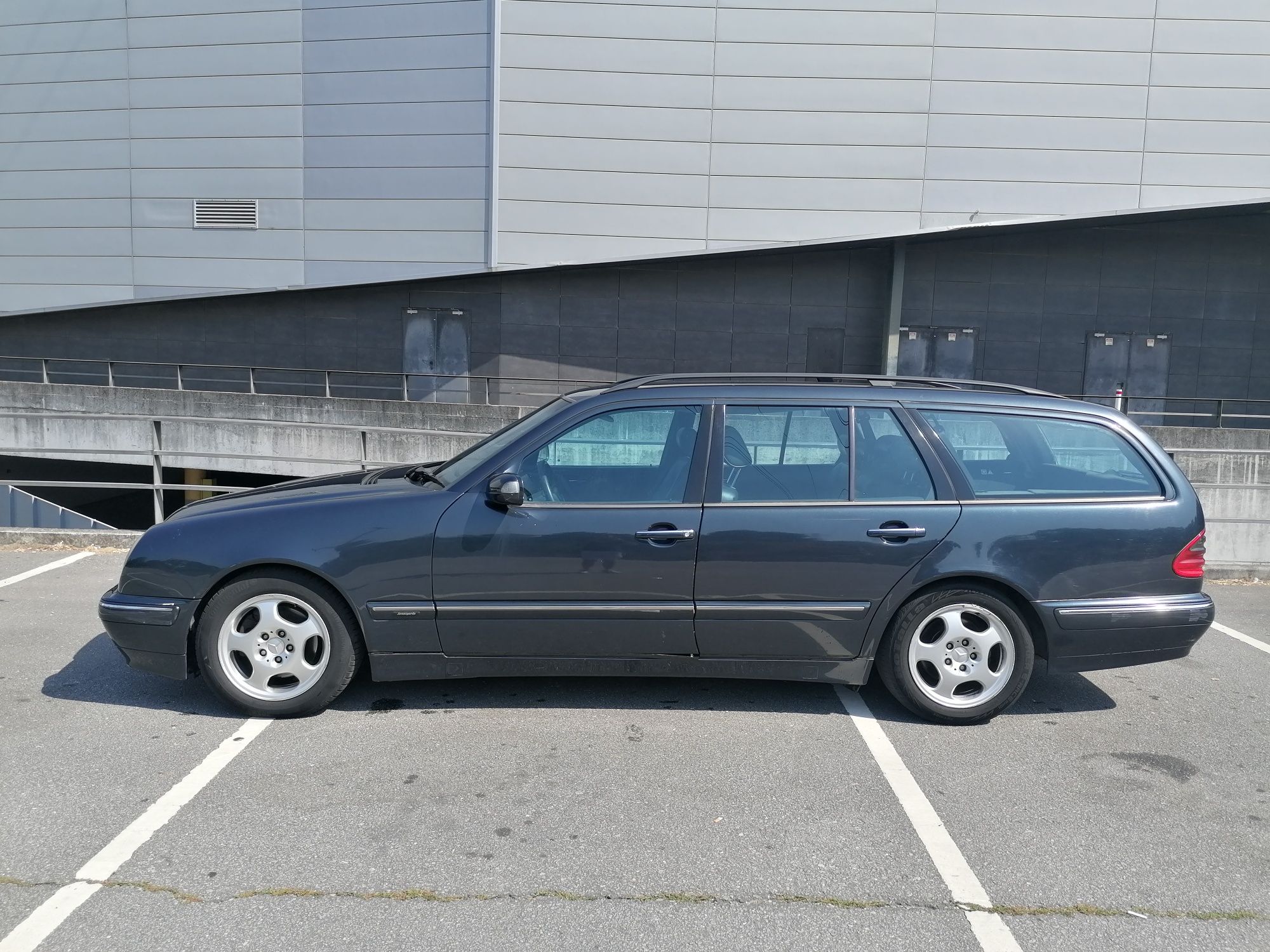 Mercedes Classe E270