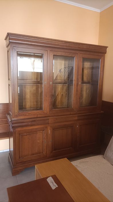 Móvel de sala castanho