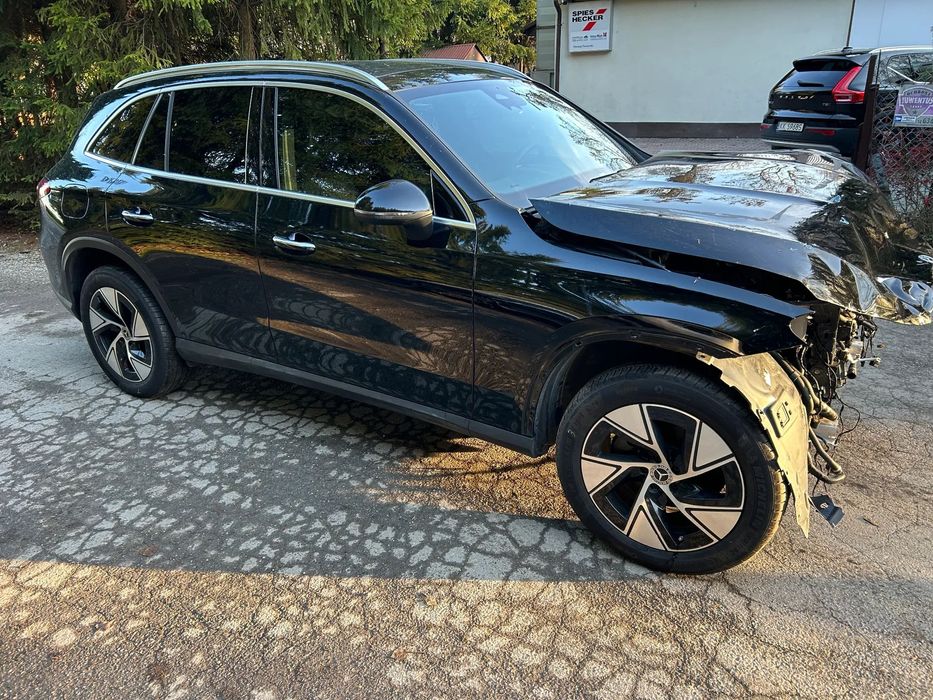 Mercedes-Benz GLC Na placu w Polsce GLC 300 4Matic