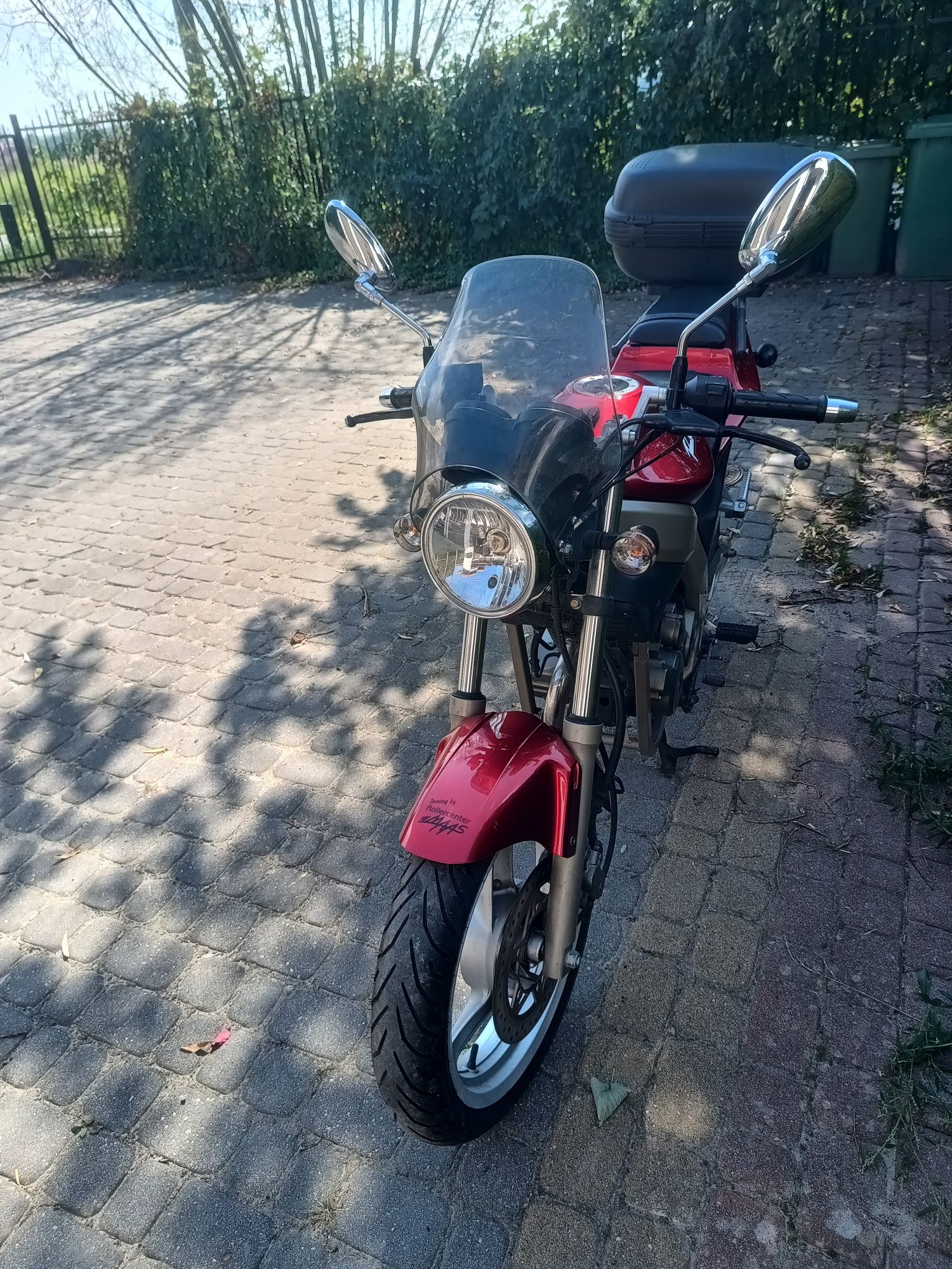 Motor Roadwin Daelim VJ 125