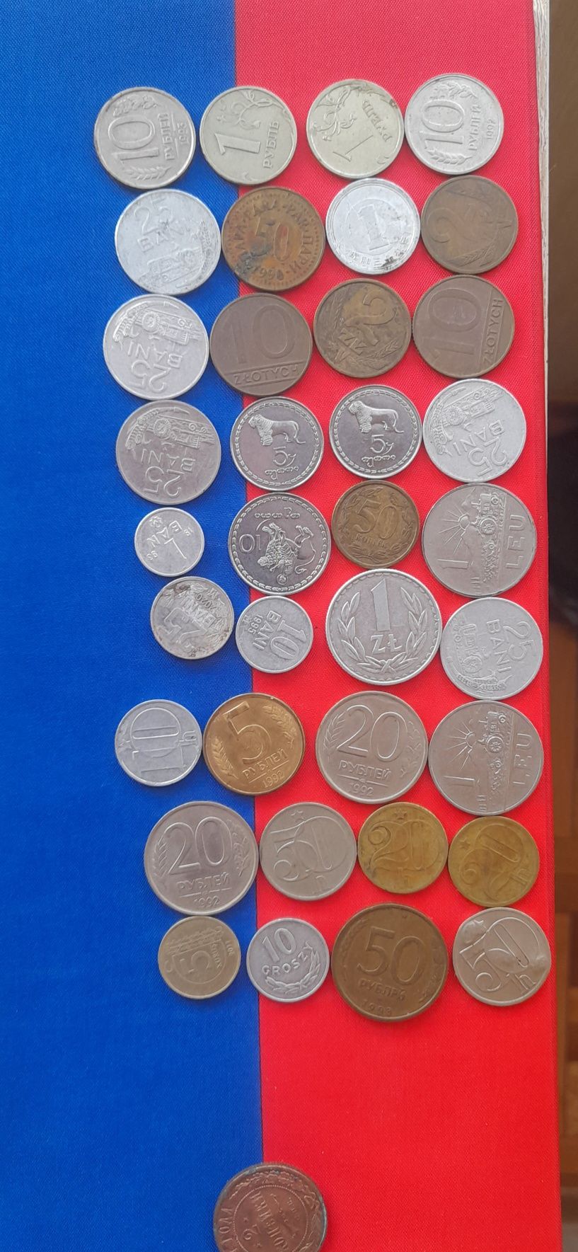 Монети стран мира 36шт
