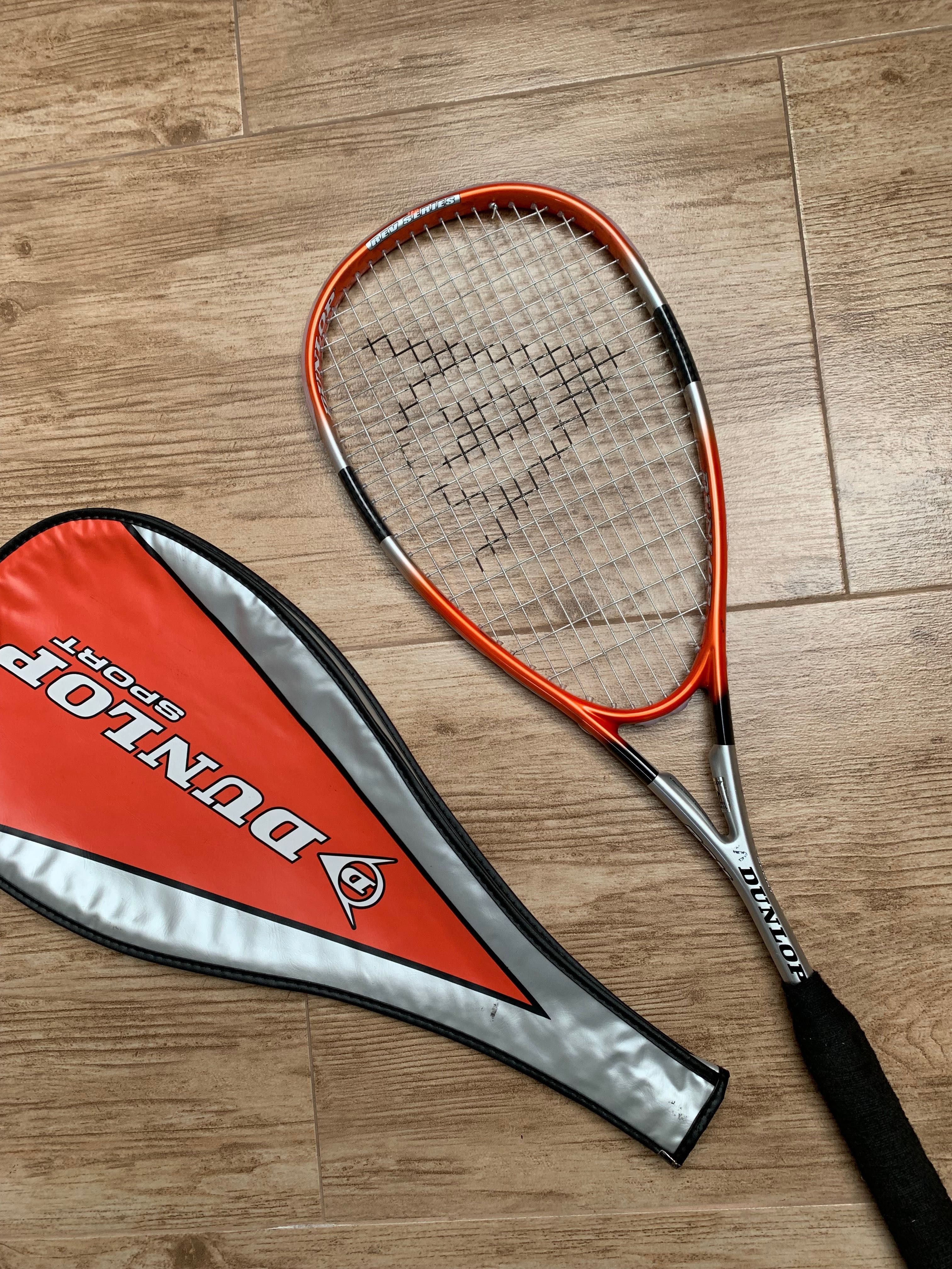 Rakieta do squasha Dunlop pokrowiec