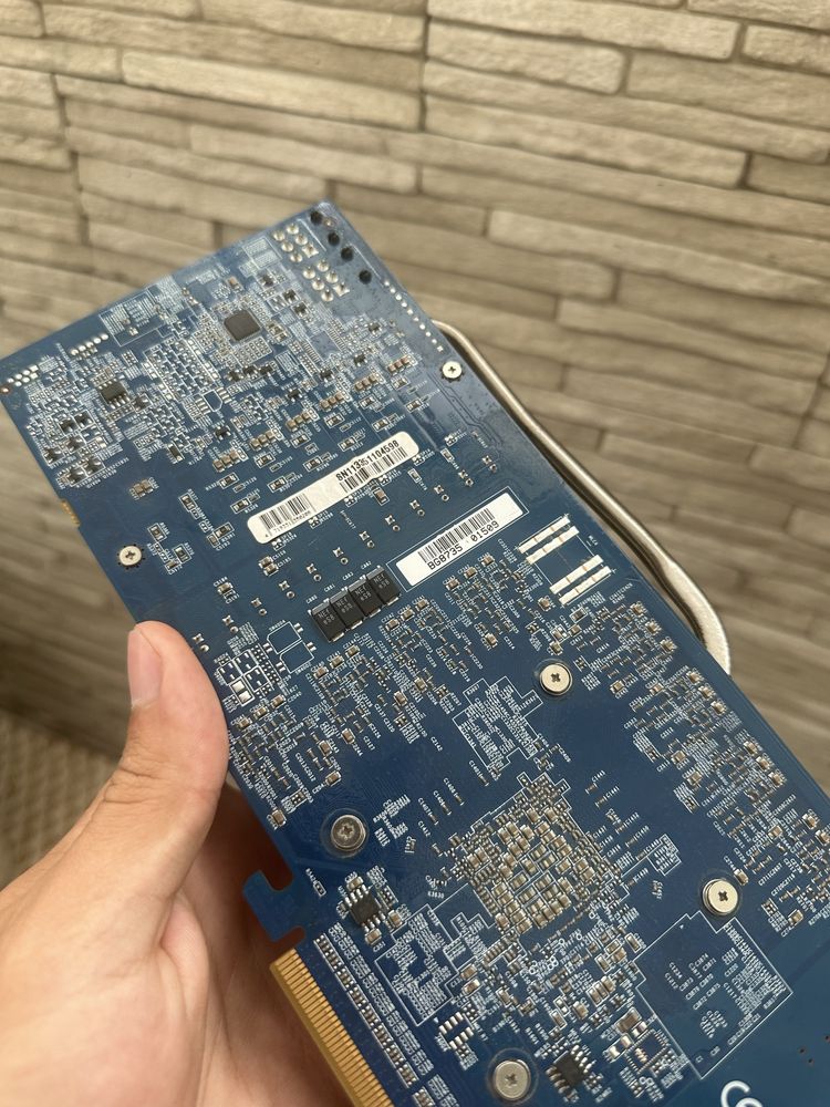 Karta graficzna amd radeon hd6870 1 gb