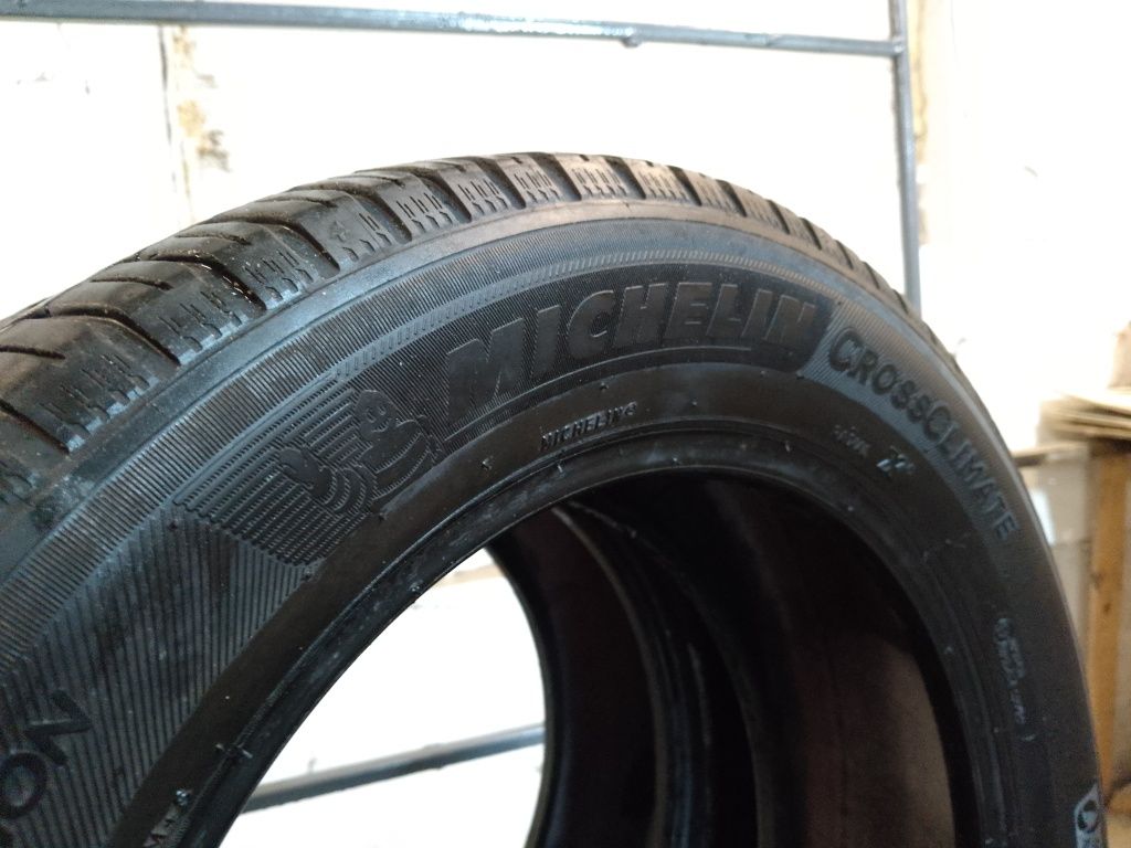 Комплект шин Michelin CrossClimate 205/55 R16