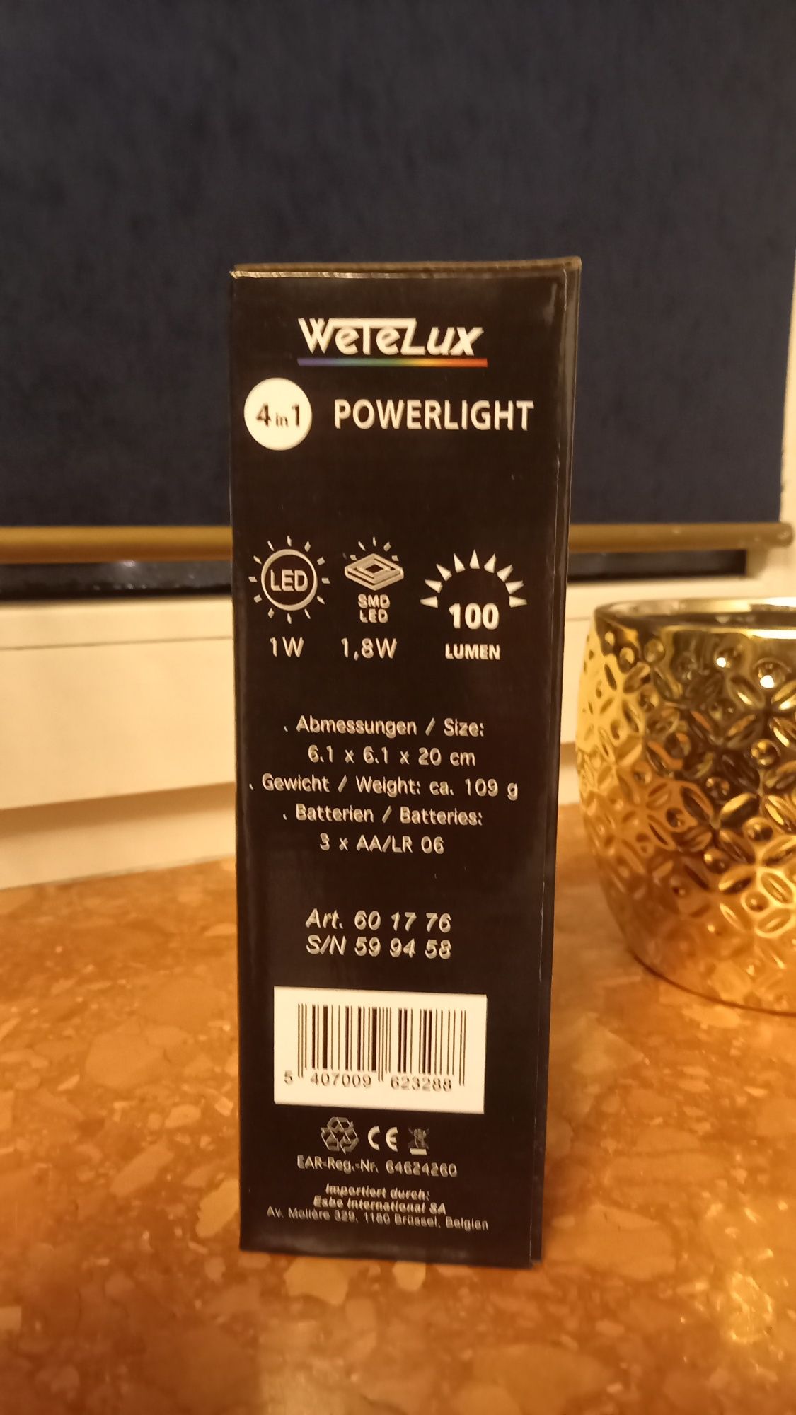 Nowa latarka Wetelux 4w1