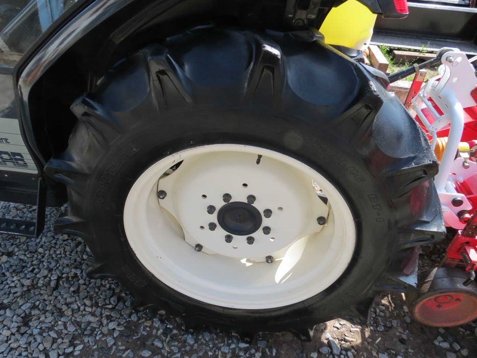 Yanmar японський мінітрактор трактор