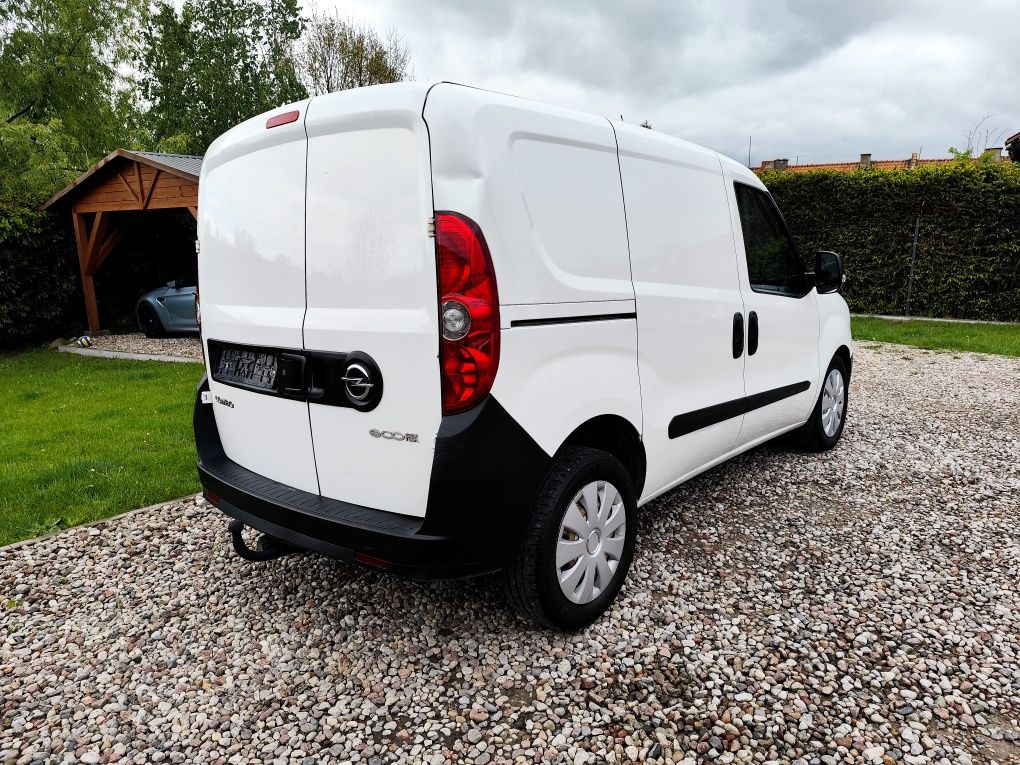 Opel Combo 1.6CDTi 2016r Automat