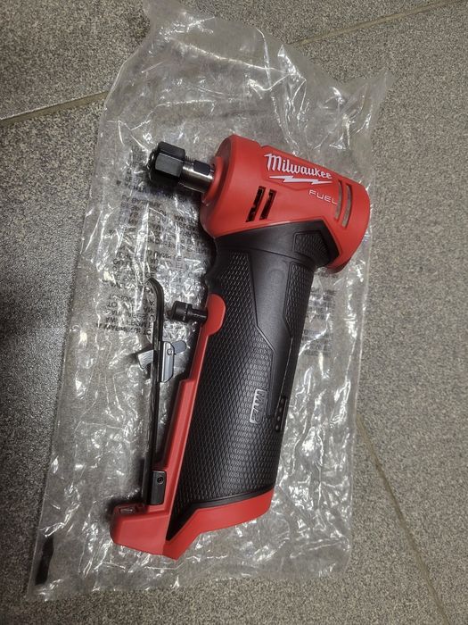 Шліфувальна шліфмашина гравер Milwaukee 2486 або 2485