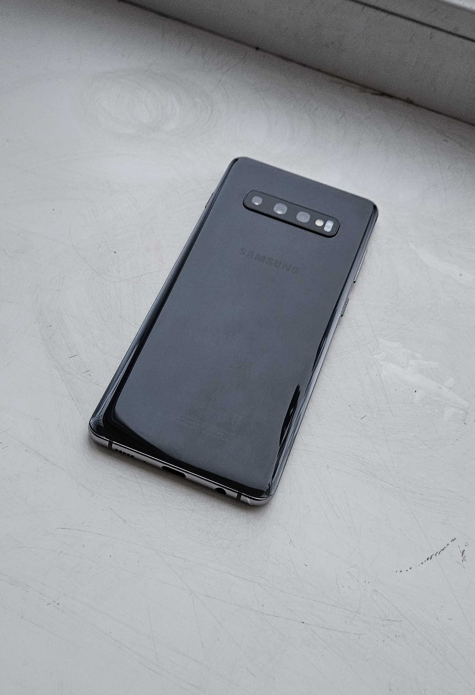 СРОЧНО! Продам Samsung S10 Plus(G975F) - Официал на 2 сим!