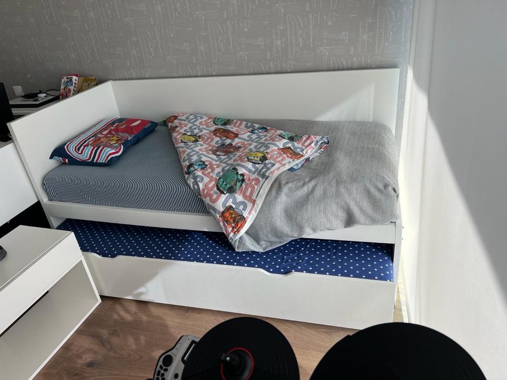 Cama IKEA com gavetão com os dois colchoes