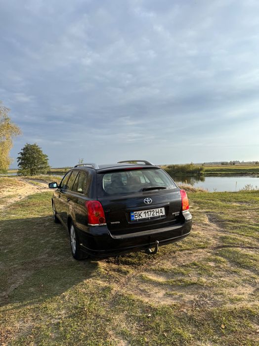 Продам Toyota avensis 2.2 турбодизель
