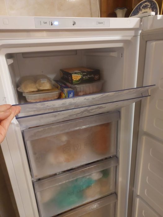 Congelador Vertical Beko