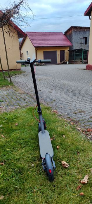 Продаю KUGOO M365 PRO