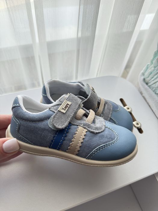 Взуття кросівки для хлопчика