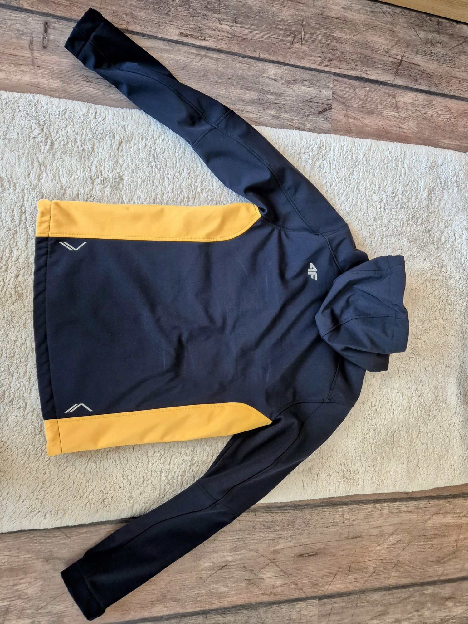 Kurtka męska 4F softshell z kapturem