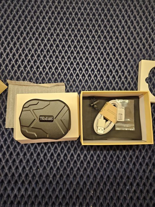 GPS tracker dla auta roweru i td.