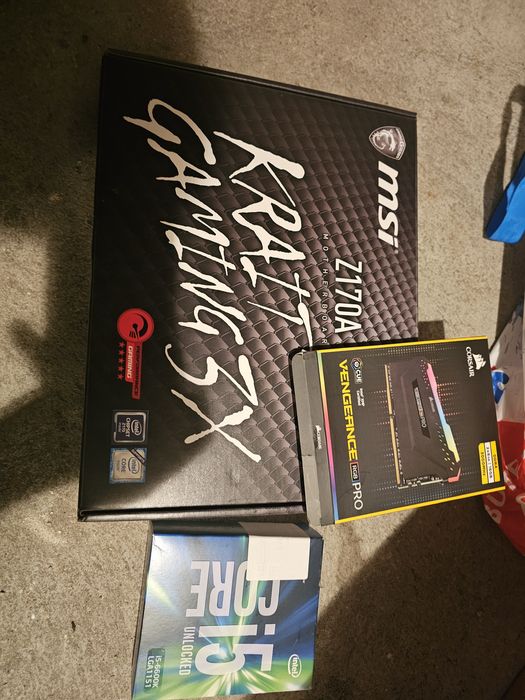 MSI krait z170 + i5 6600k + 16 gb ram