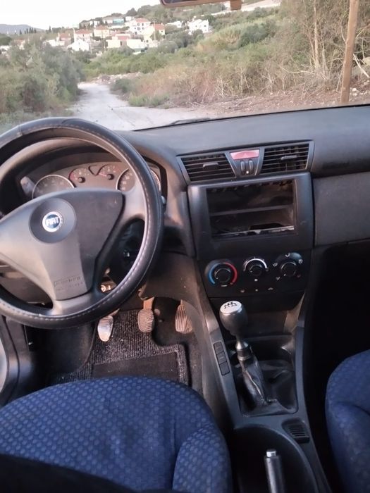 Fiat Stilo 1.2i 16V Gasolina 6 Vel. Ano 2002 Impecável Motor