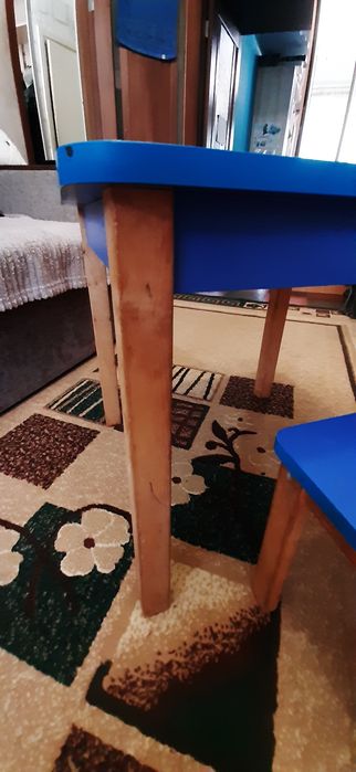 Стіл та стілець дитячий