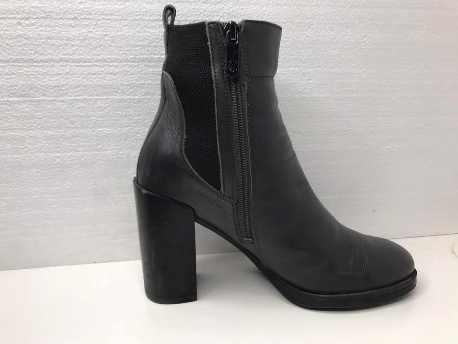 Botki Tommy hilfiger Rozmiar 39