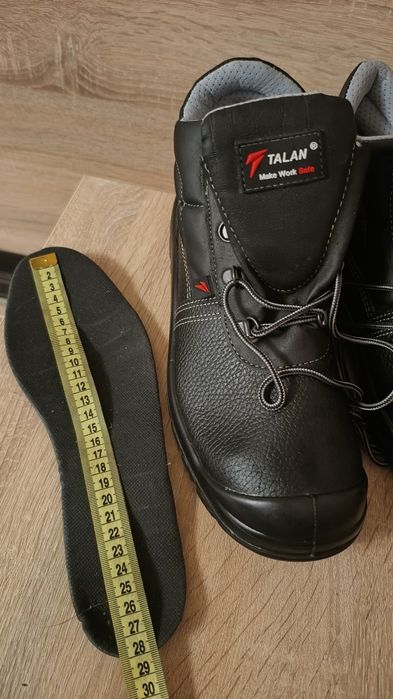 Робочі черевики фірми талан розмір 42 з захистом