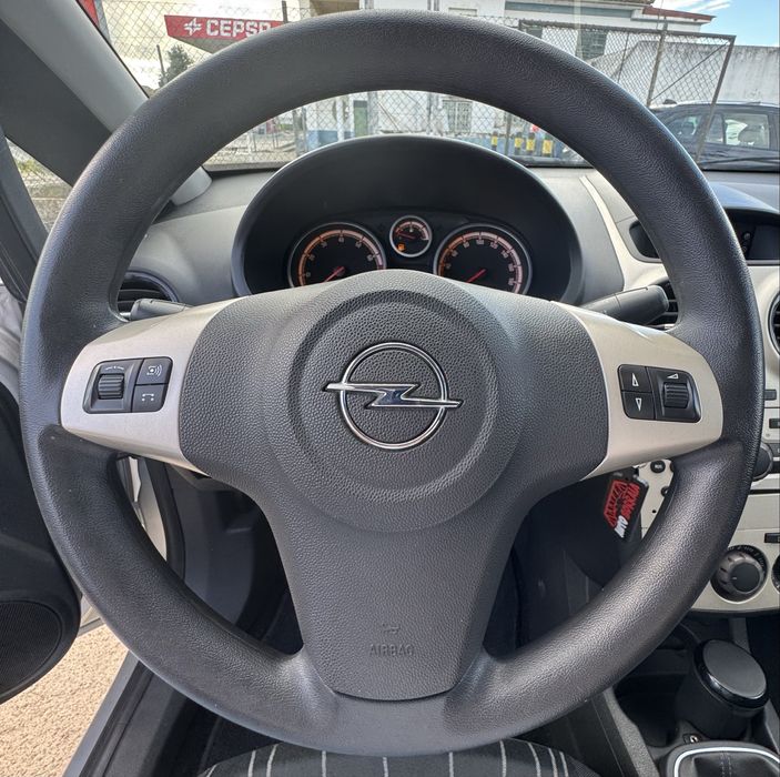 Opel Corsa 1.2 Enjoy