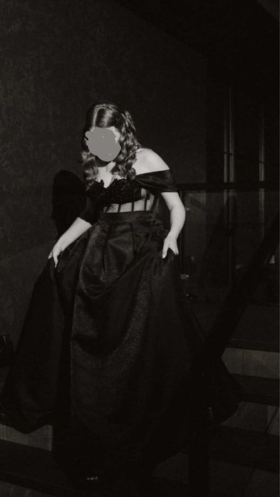 Вечірня-випускна сукня