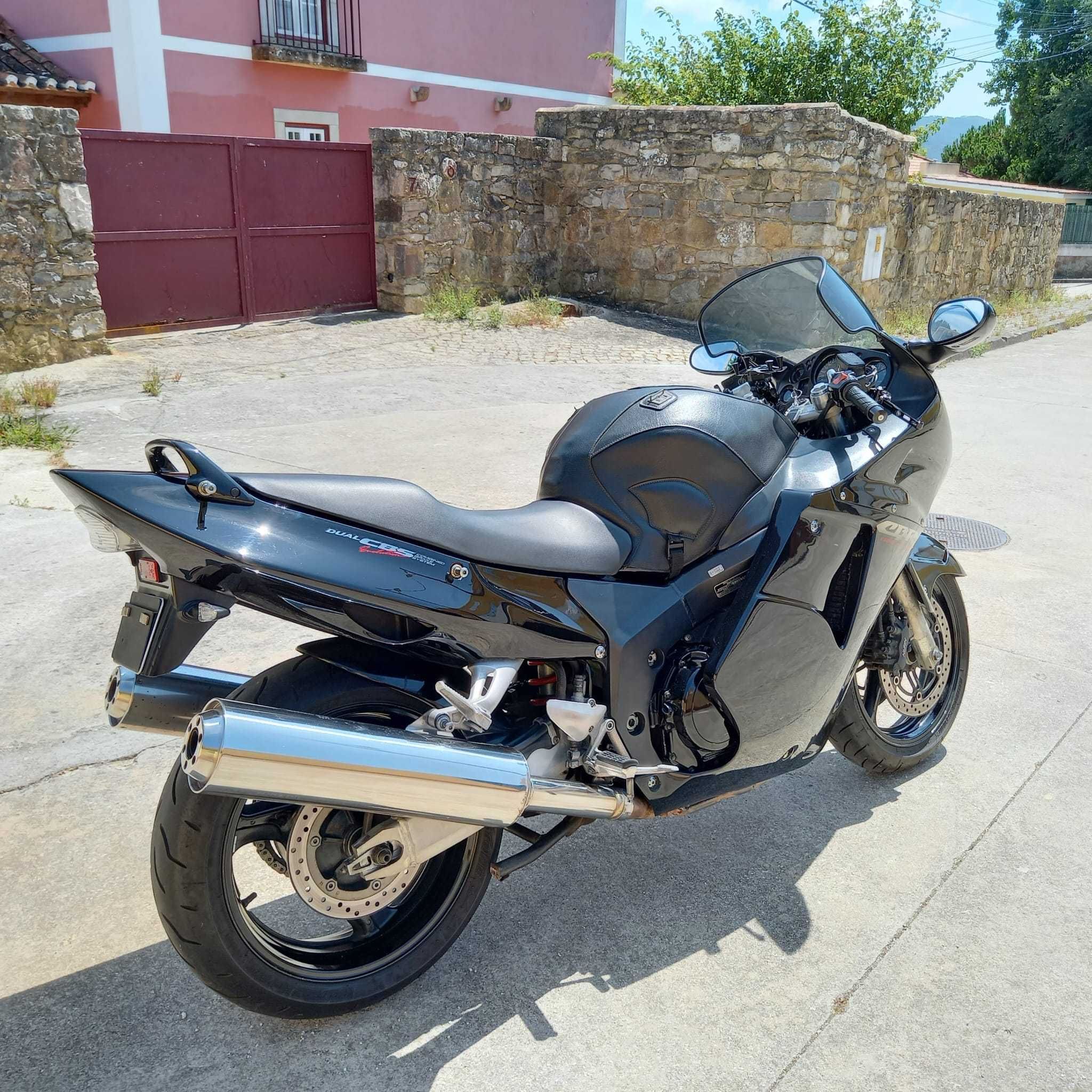 Honda CBR 1100XX Super Blackbird