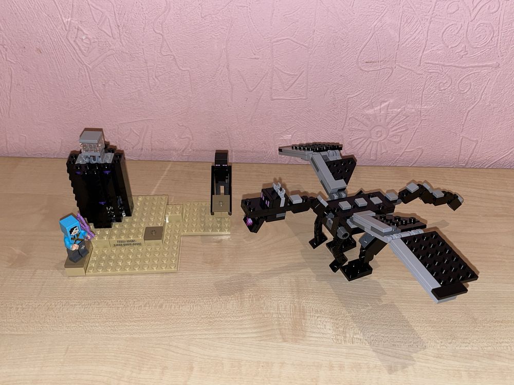 Конструктор LEGO Minecraft Остання битва (21151)