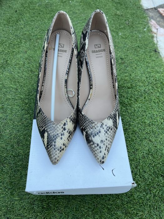 Sapatos 36, com 1 hora de uso!!!