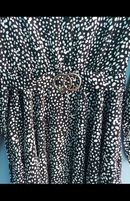 Asymetryczna tunika sukienka z ozdobnym paskiem