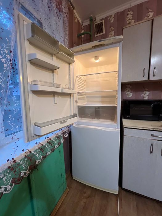 Продам холодильник Atlant