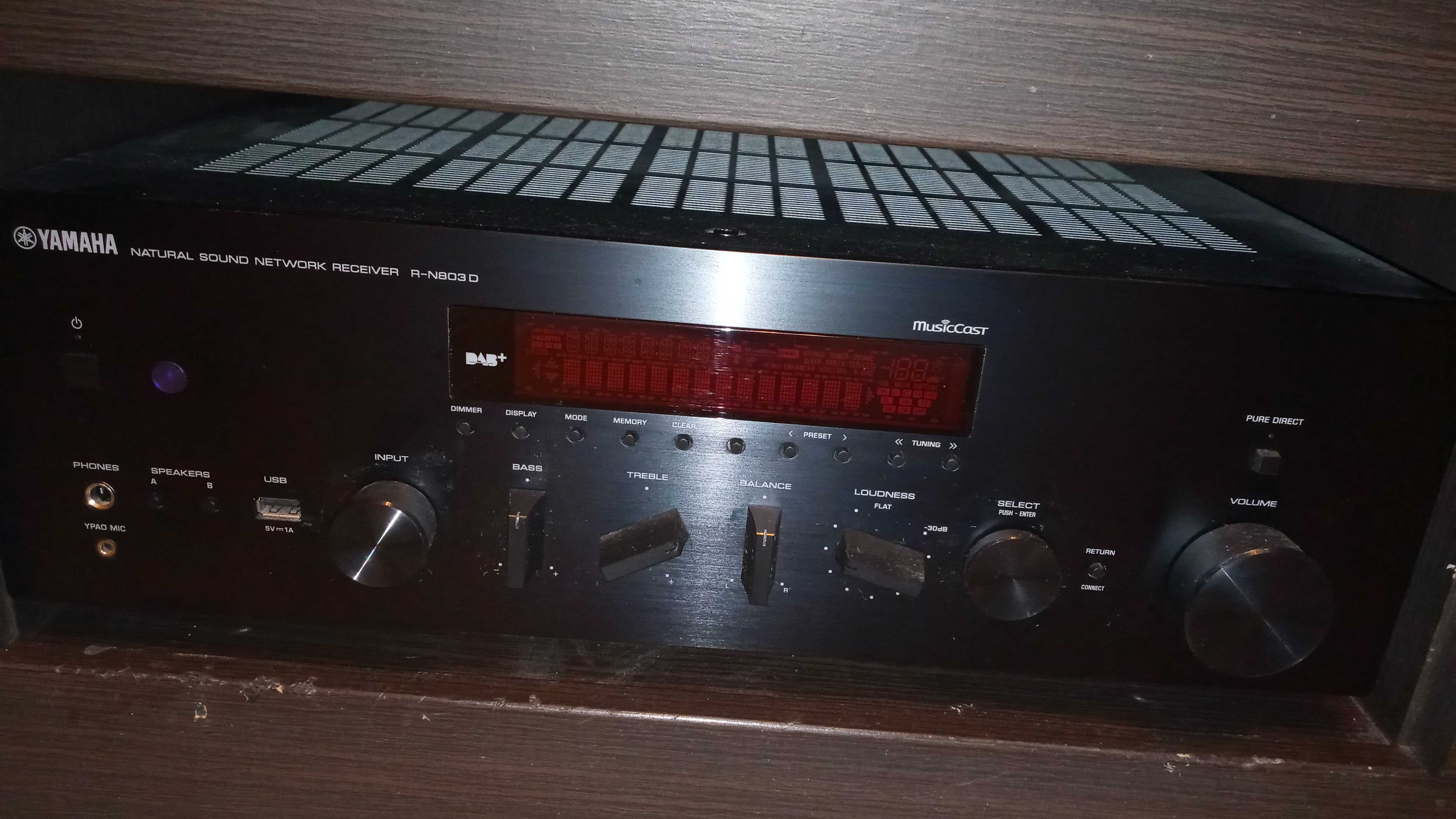 Amplituner Yamaha R-N803D