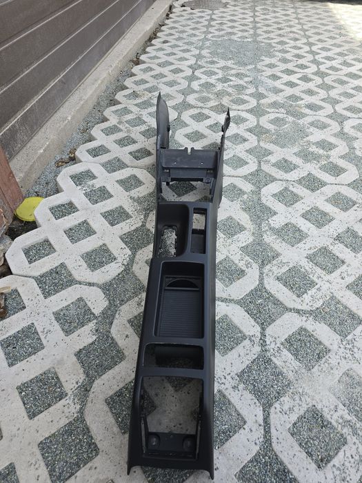 Tunel środkowy audi a3 8p 2010r