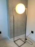 Lampa stojąca metal kula loft nowoczesna