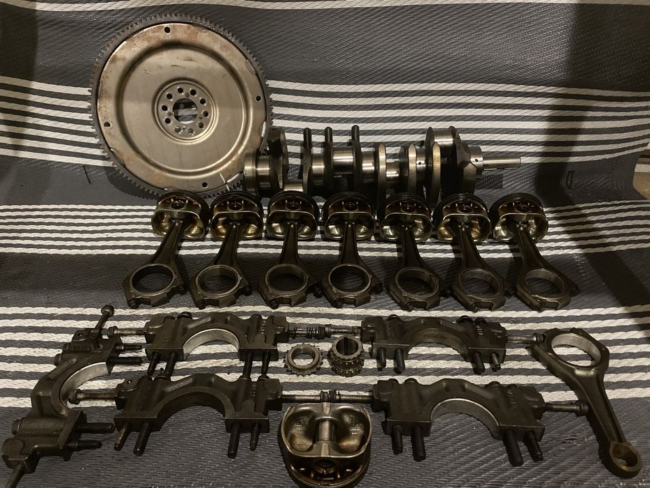 Шатуни  Поршні  Бугеля Вкладиши Range Rover 5.0 Supercharged