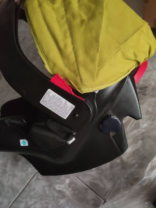 Cadeira Graco Junior Baby Ofereço adaptador carro