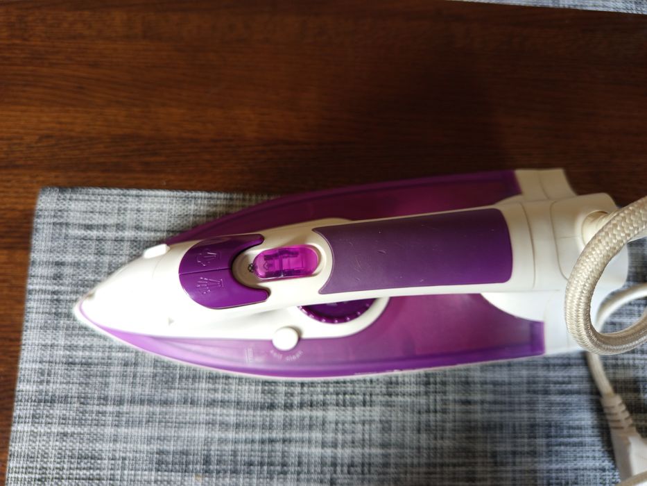 Żelazko silver crest 2400v