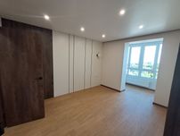 Продаж 1-к  квартири з готовим ,якісним ремонтом.