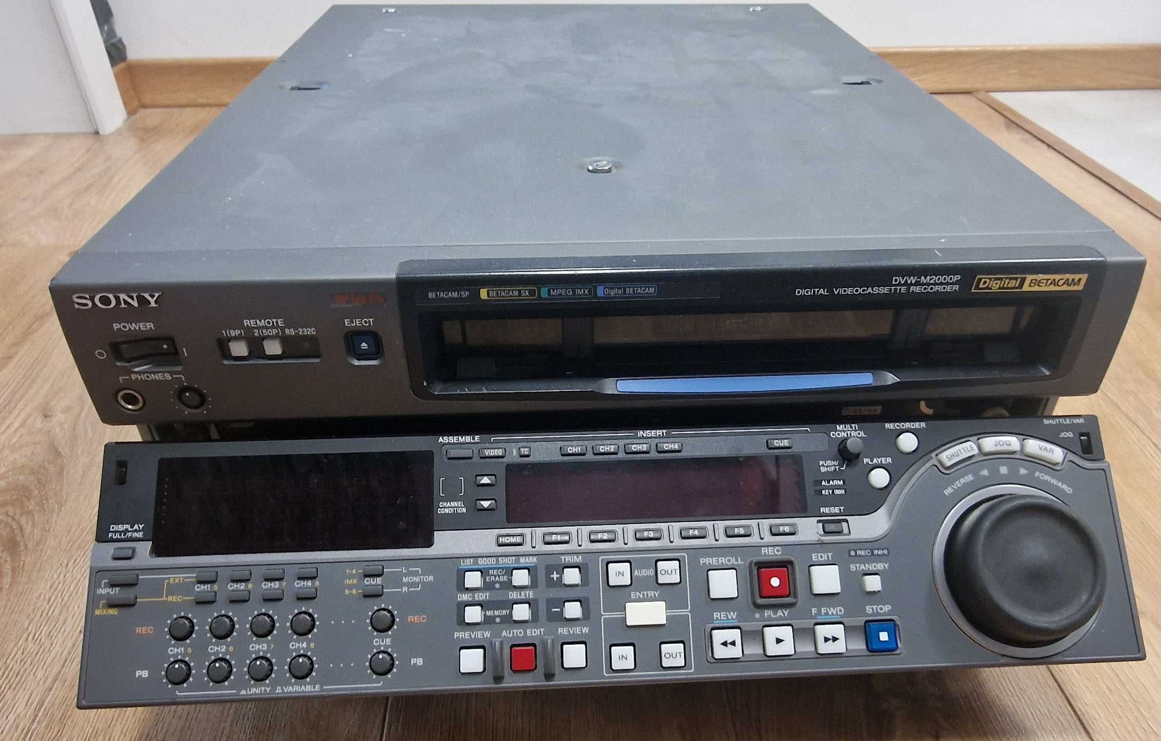 Sony DVW-M2000P BetaCam recorder