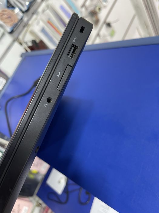 Ноутбук  Dell Latitude E5470