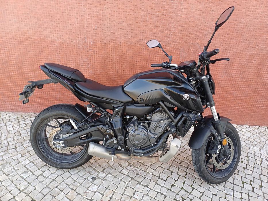 moto yamaha mt-07